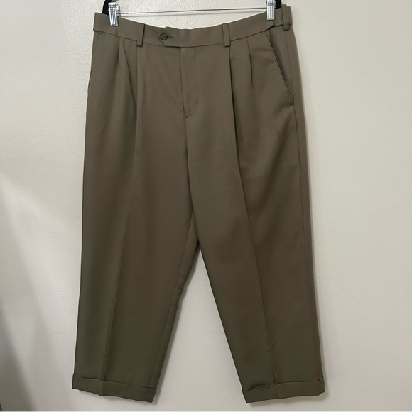 Croft and Barrow Pleated Front Taupe Brown Men’s Dress Pants Size 36 Tailored - Picture 12 of 12